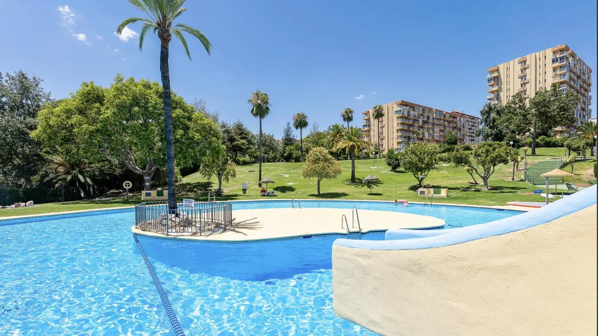 797 Holiday Rentals - Moderno Estudio Con Hermosa Vista En Ju Arroyo De La Miel