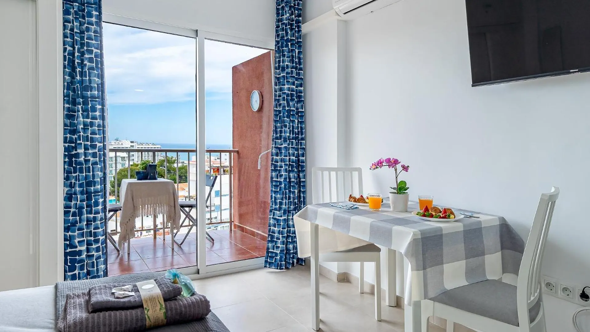 797 Holiday Rentals - Moderno Estudio Con Hermosa Vista En Ju Arroyo De La Miel 0*,