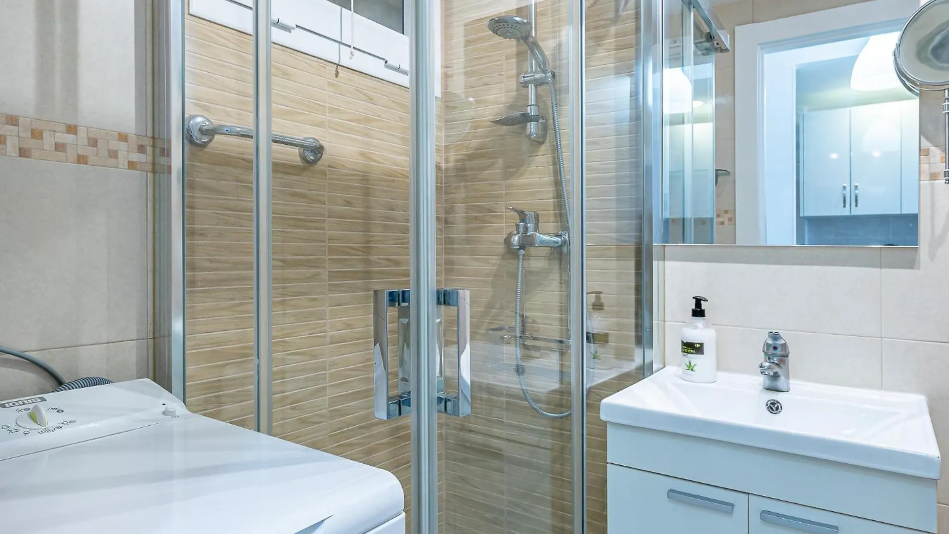 797 Holiday Rentals - Moderno Estudio Con Hermosa Vista En Ju Arroyo De La Miel