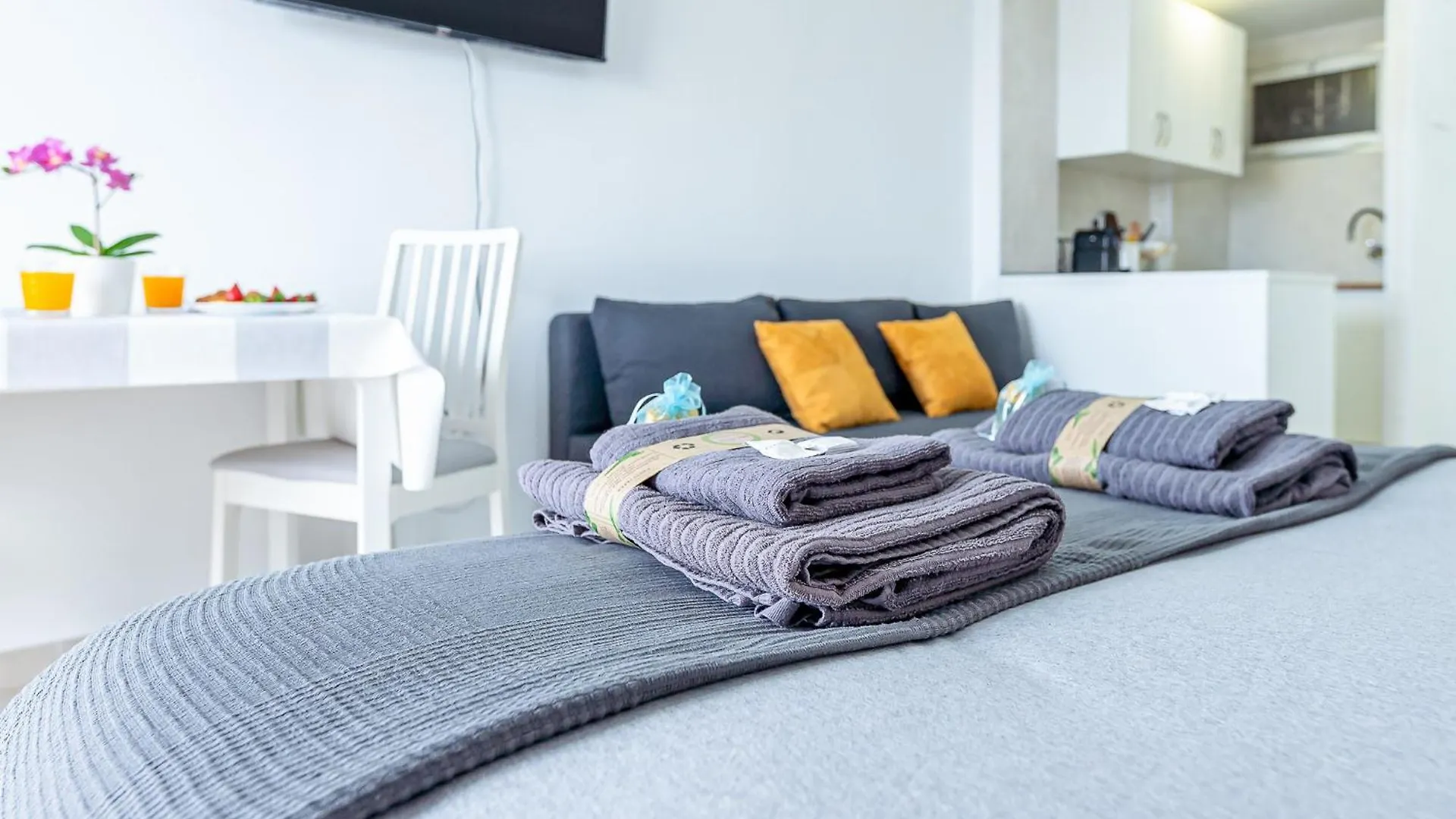 797 Holiday Rentals - Moderno Estudio Con Hermosa Vista En Ju Arroyo De La Miel Apartamento